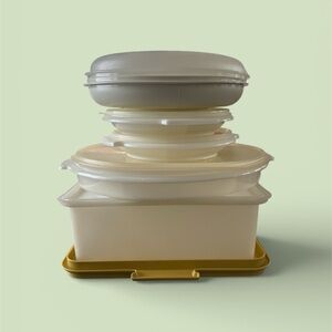 TUPPERWARE Food Storage Containers